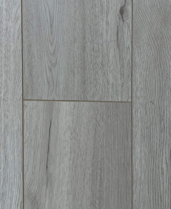 SS82006 - Laminate flooring